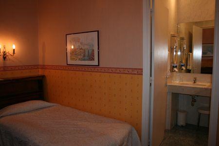 Hotel Aiglon 3*